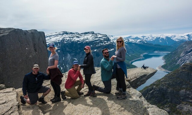Skulle fri til kjæresten på Trolltunga - flere hadde samme plan